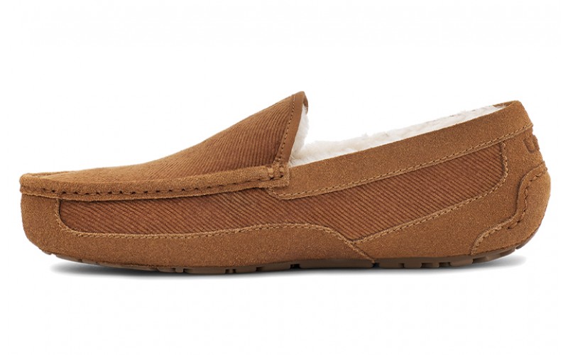 UGG Ascot Corduroy II