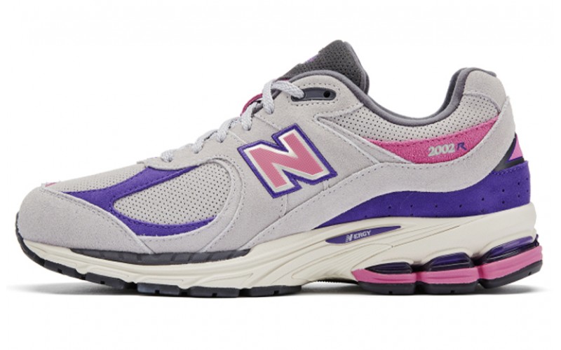 New Balance NB 2002R