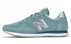 New Balance NB 220