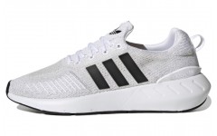 adidas originals Swift Run 22