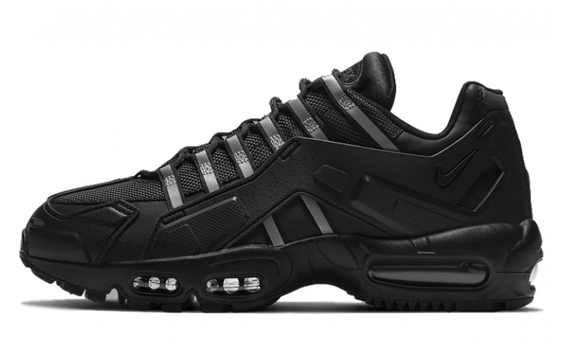 Nike Air Max 95 NDSTRKT "Black"