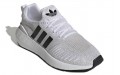 adidas originals Swift Run 22