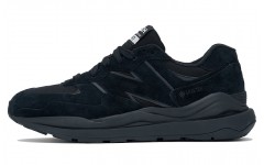 COMME des GARONS HOMME x New Balance NB 5740