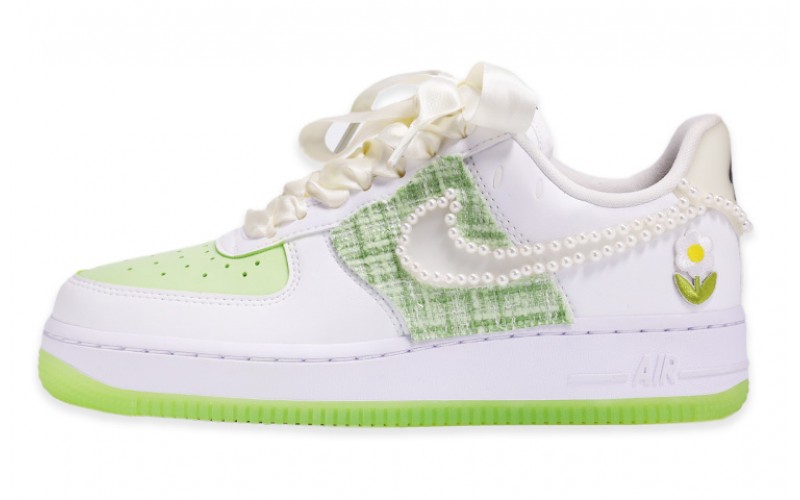 Nike Air Force 1 Low