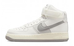 Nike Air Force 1 LE GS