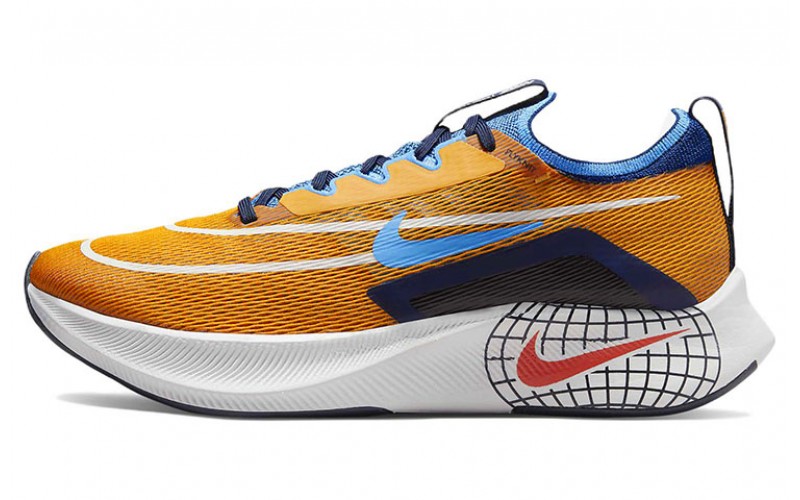 Nike Zoom Fly 4