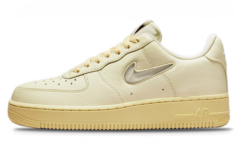 Nike Air Force 1 Low '07 LX "Certified Fresh"