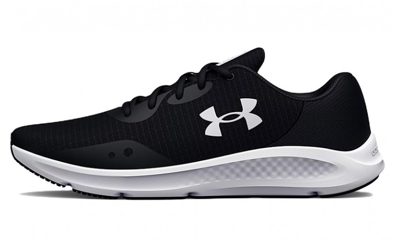 Under Armour Pursuit Charged Tech