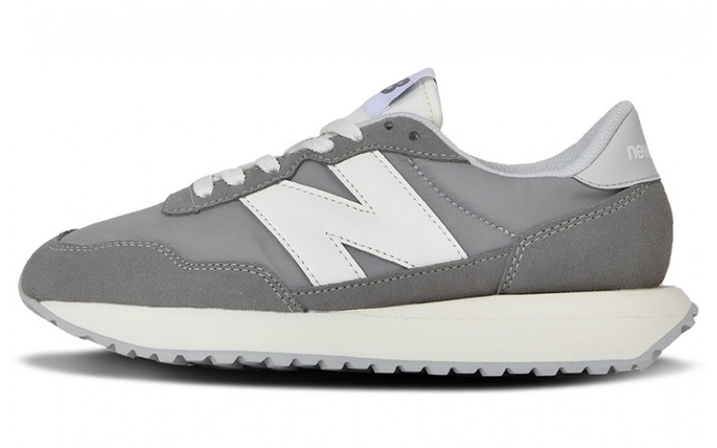 New Balance NB 237