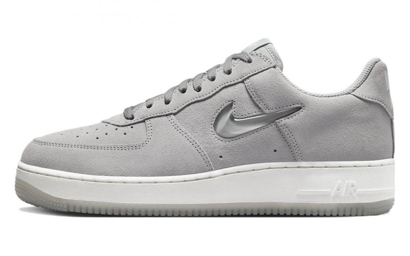 Nike Air Force 1 Low "Light Smoke Grey"