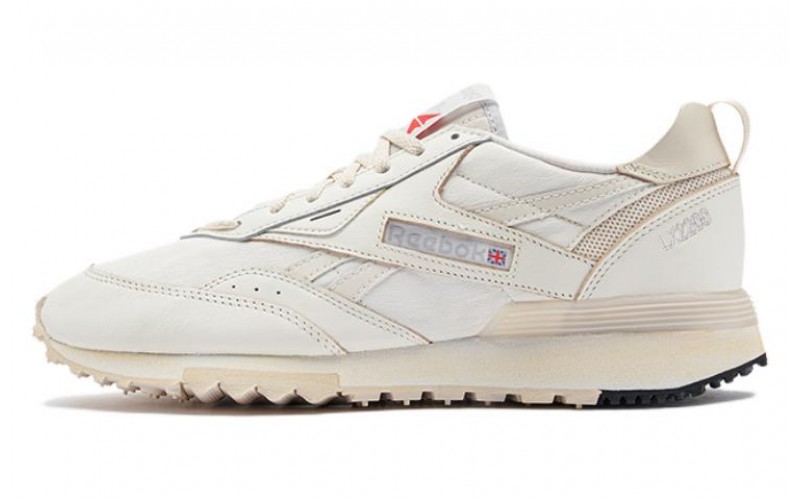 Reebok LX2200