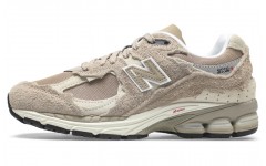 New Balance NB 2002R