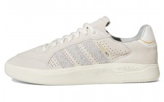 adidas originals Tyshawn