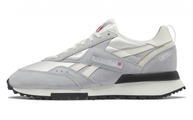 Reebok LX2200