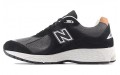 New Balance NB 2002R