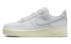 Nike Air Force 1 Low "Summit White"