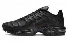 A-COLD-WALL* x Nike Air Max Plus "Onyx"