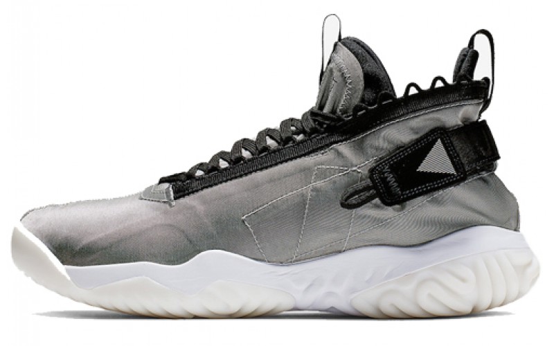 Air Jordan Proto React Metallic Silver