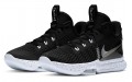 Nike Witness 5 Lebron