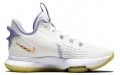 Nike Witness 5