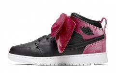 Jordan Air Jordan 1 Mid Bow GS