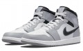 Jordan Air Jordan 1 Mid "Light Smoke Grey"