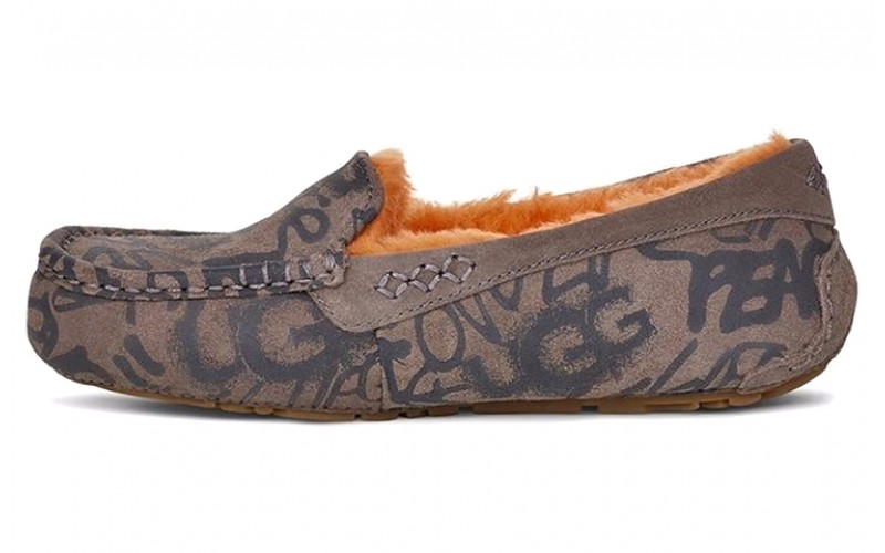 UGG Ansely Street Graffiti