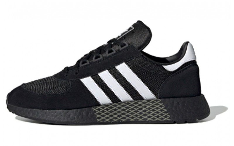 adidas originals MARATHON TECH