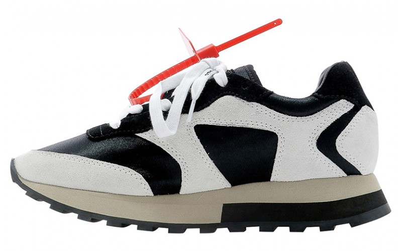 OFF-WHITE Arrow