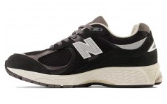 New Balance NB 2002R