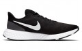 Nike REVOLUTION 5