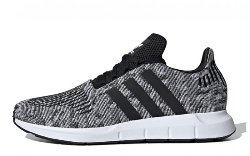 adidas originals Swift Run Shoes