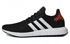 adidas originals Swift Run