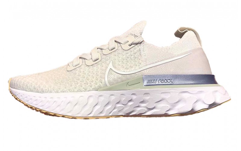 Nike React Infinity Run Flyknit 1