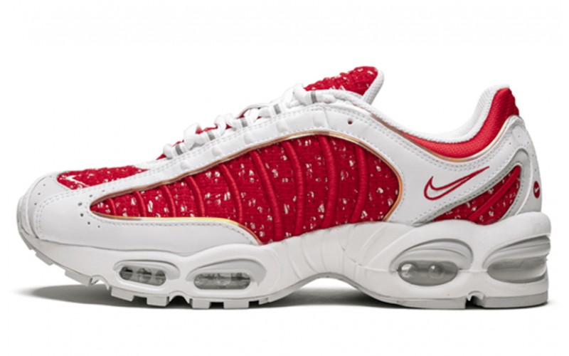 Supreme x Nike Air Max Tailwind 4