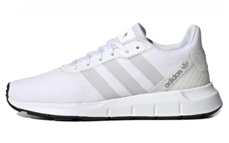 adidas originals Swift Run RF