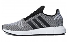 adidas originals Swift Run