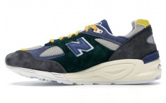 AIME LEON DORE x New Balance NB 990 V2