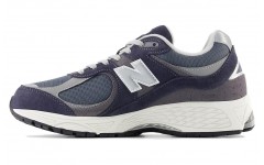 New Balance NB 2002R