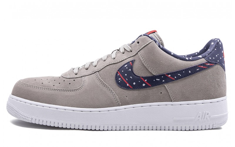 Nike Air Force 1 Low Moon Landing