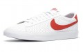 Nike Tennis Classic AC