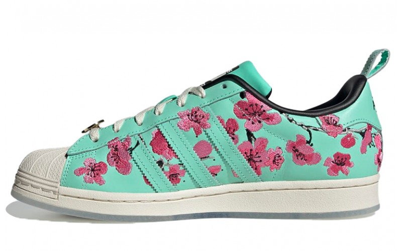 AriZona Iced Tea x adidas originals Superstar