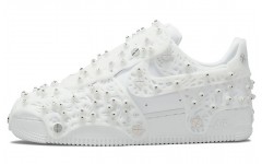 Swarovski x Nike Air Force 1 LXX