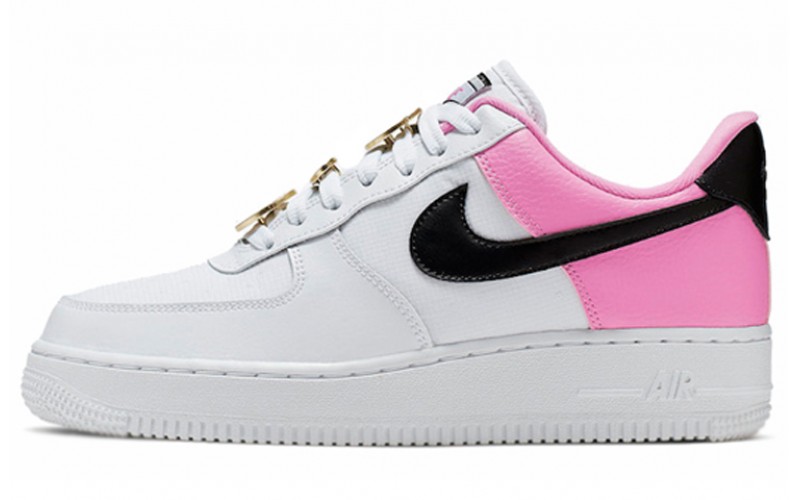 Nike Air Force 1 SE