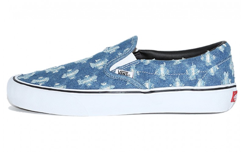 Supreme x Vans slip-on 2020