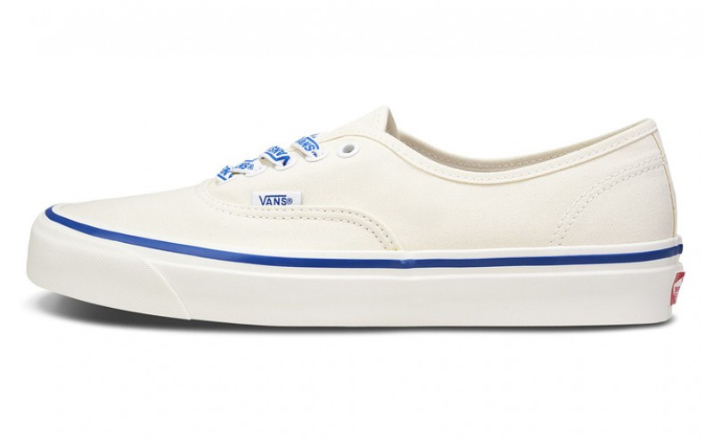 Vans Authentic 44