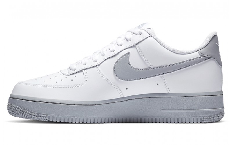 Nike Air Force 1 07 "Wolf Grey"