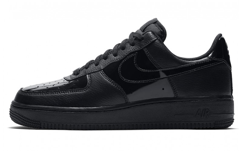 Nike Air Force 1 Low '07 'Triple Black'