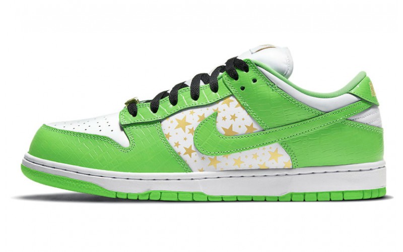 Supreme x Nike Dunk SB "Mean Green"