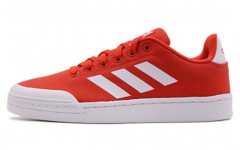 adidas neo Court70s